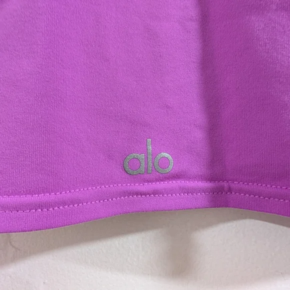 ALO Yoga Vibrant Pink Sports Bra - Picture 4 of 4